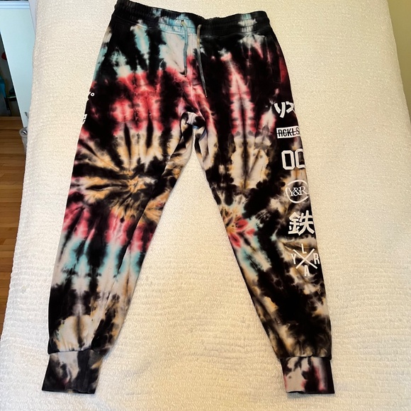 Young & Reckless (Y&R) Tie-Dye Graphic Joggers Sweatpants | Black/Red/Teal | Men - Picture 10 of 10